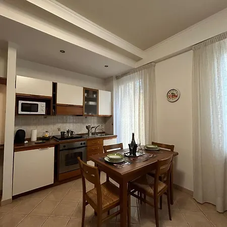 Rifugio Leggero Apartament Rapallo